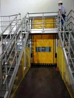 satın al İzole Endüstriyel Hızlı Kapı Kalınlığı 1.5mm Şeffaf Pencereyle online manufacture