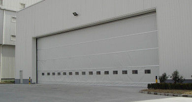 satın al 12 Metre Maksimum Yüksekliğe ve 120 Km/saate Kadar Rüzgar Direncine Sahip Endüstriyel Güçlü Dikey Kaldırmalı Kumaş Kapılar, Depolar İçin İdeal online manufacture