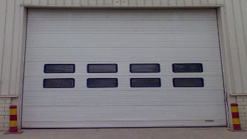 satın al Hızlı garaj endüstriyel bölüm kapıları yalıtımlı 40mm çelik panelleri ISO 9001 / CE online manufacture