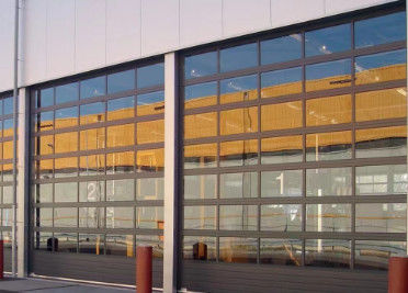 Yangın koruma sergi salonları için şeffaf alüminyum endüstriyel bölüm kapıları