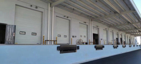 Galvanizli Çelik Endüstriyel Bölüm Kapıları Rüzgar Dayanıklı İç Polyurethane Köpüğü