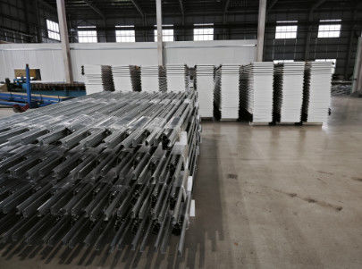 Depo Bölümsel Endüstriyel Kapı Galvanizli Raylı Kapı Panelleri