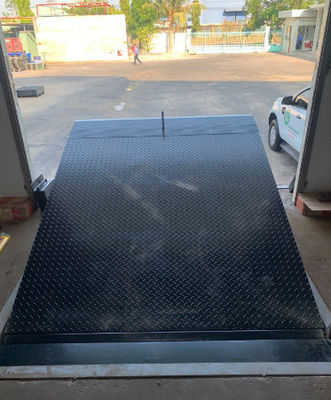 Düşük Bakım Hidrolik Yükleme Platformu Dock Leveler Çöp Temizleme ISO 9001