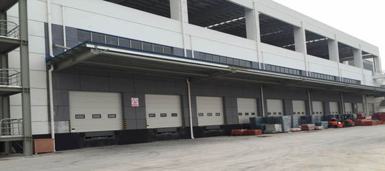Otomatik çelik endüstriyel bölüm kapıları 24dB Ses yalıtımı 450N/M2 Rüzgar yükü
