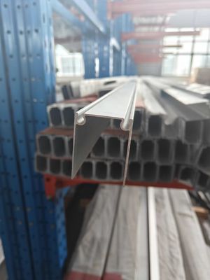 ISO9001 &amp; CE Sertifikalı Bölümlü Garaj Kapıları Kalite Güvencesi