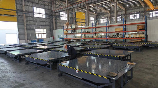 Otomatik Çukur Hidrolik Dock Leveler Özel Boyutlar ve Depo Yükleme Bayları için Yükleme Kapasitesi