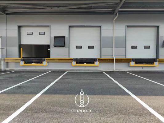 Otomatik Isıtma Metal Boyalı Çelik Plak Dış Bölümsel Kaydırıcı Yükseltme Yukarı Kapı