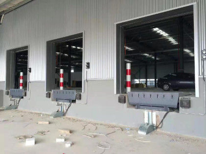 Ağır Görevli Hidrolik Dock Leveler Depo Yükleme Bayları Otomatik Kontrol