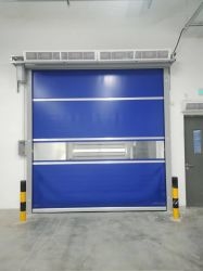 Üretimliliği yükseltin PVC Yüksek Hızlı Kapı 2 M/s Açma Hızı 1000-1500 Yüksek Frekanslı Açılar