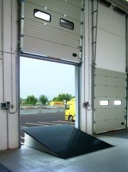 CE onaylı 10 ton/15 ton/20 ton 6′ X8′ hidrolik rıhtım düzeltme cihazı / yükleme bölmesi